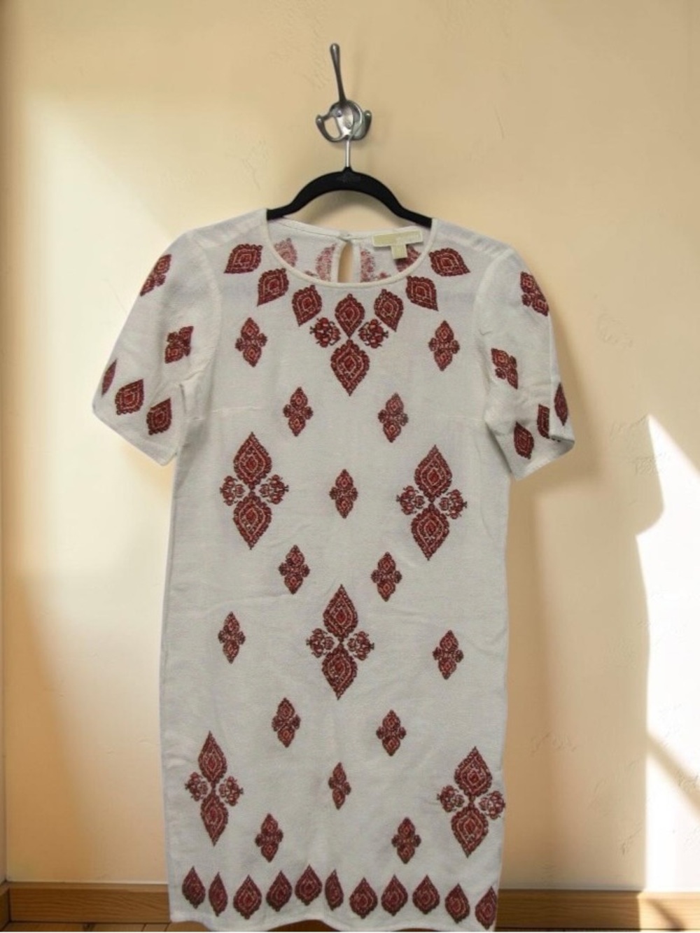 MICHAEL Michael Kors Size 0 Ivory Red Embroidered Cotton Shift Dress NWT